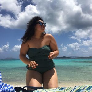 Meet your Posher, Jeniffer